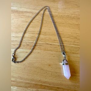 Beautiful New Natural Stone Rose Quartz Pendant Necklace